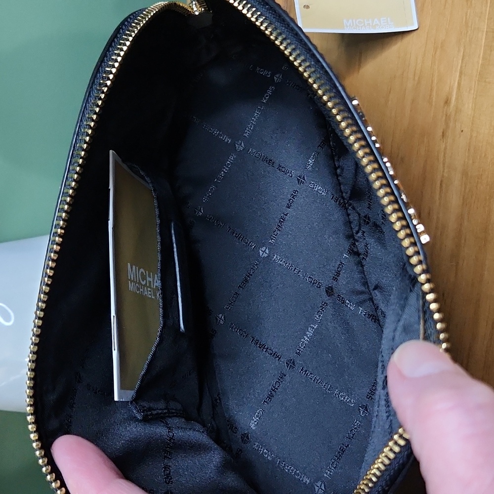 Michael Michael Kors Black Leather Travel/Cosmetic Pouch NWT - Picture 5 of 8